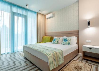room 113 thumbnail 1
